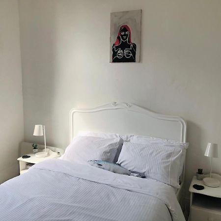 New! Seaside Central Scarborough Apartment 外观 照片