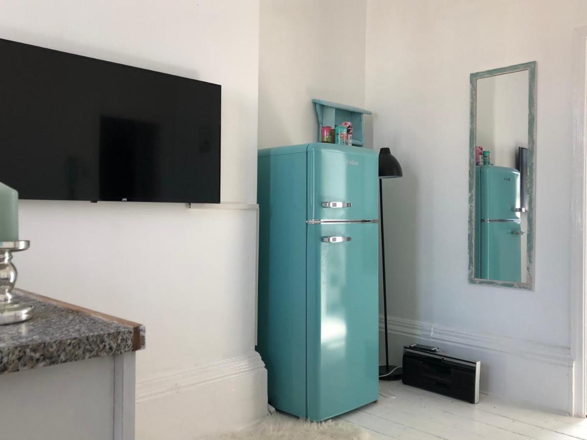 New! Seaside Central Scarborough Apartment 外观 照片
