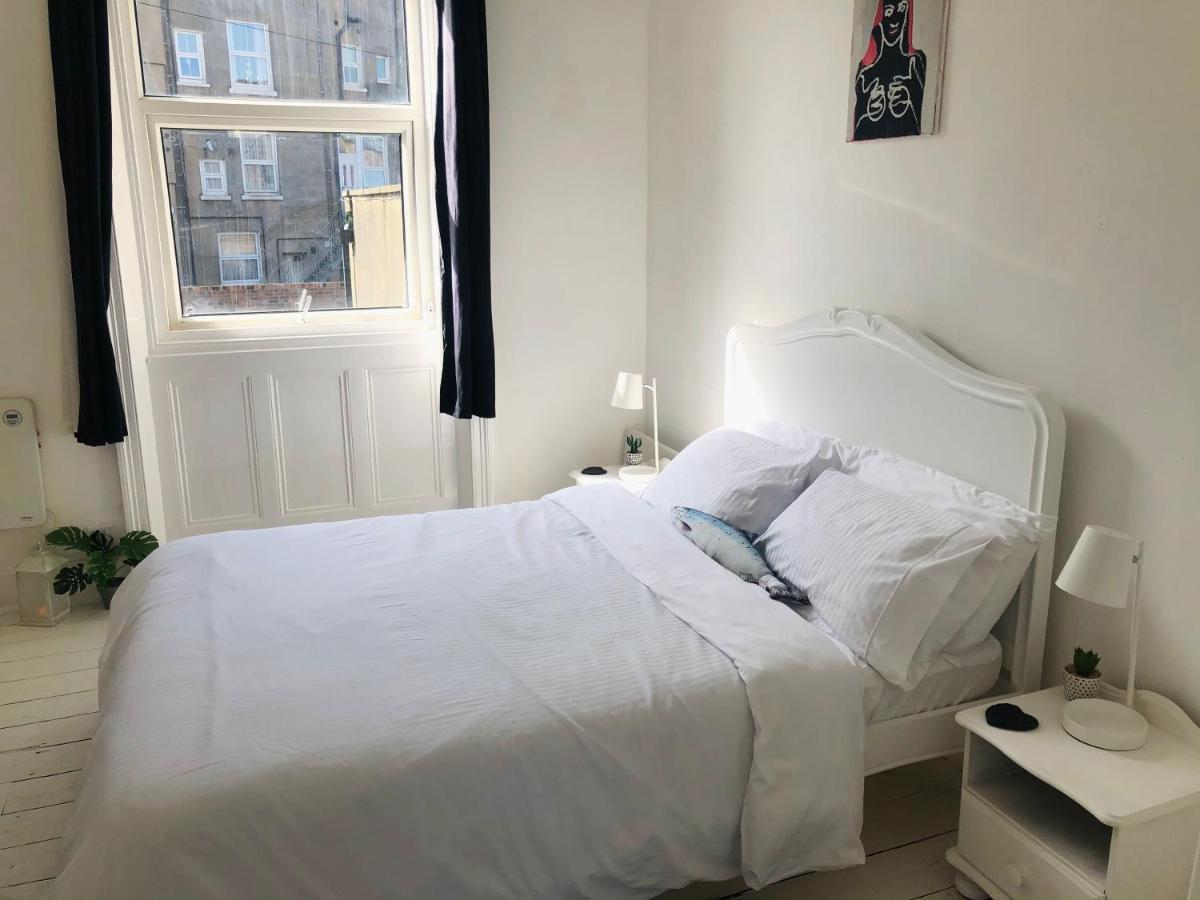 New! Seaside Central Scarborough Apartment 外观 照片